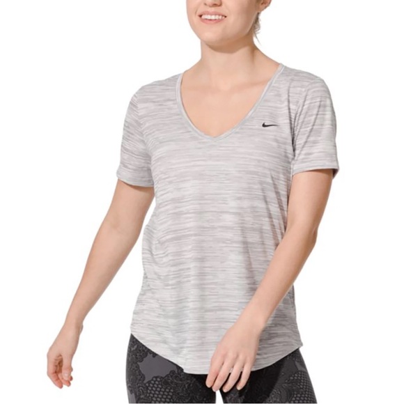 Nike Tops - Nike Gray Short Sleeve Tee for Everyday Comfort